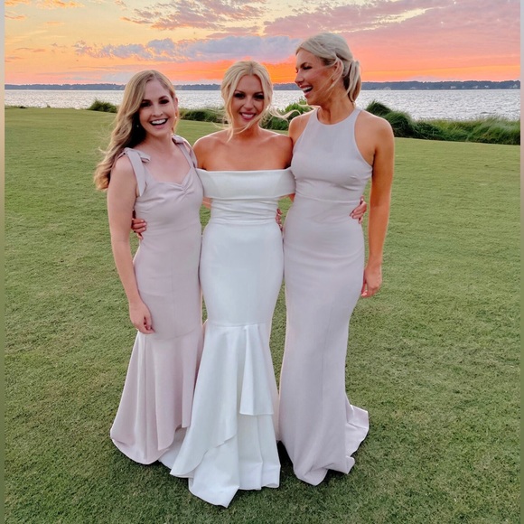 Show Me your Mumu Chicago high neck gown in show me the ring stretch crepe - Picture 2 of 2